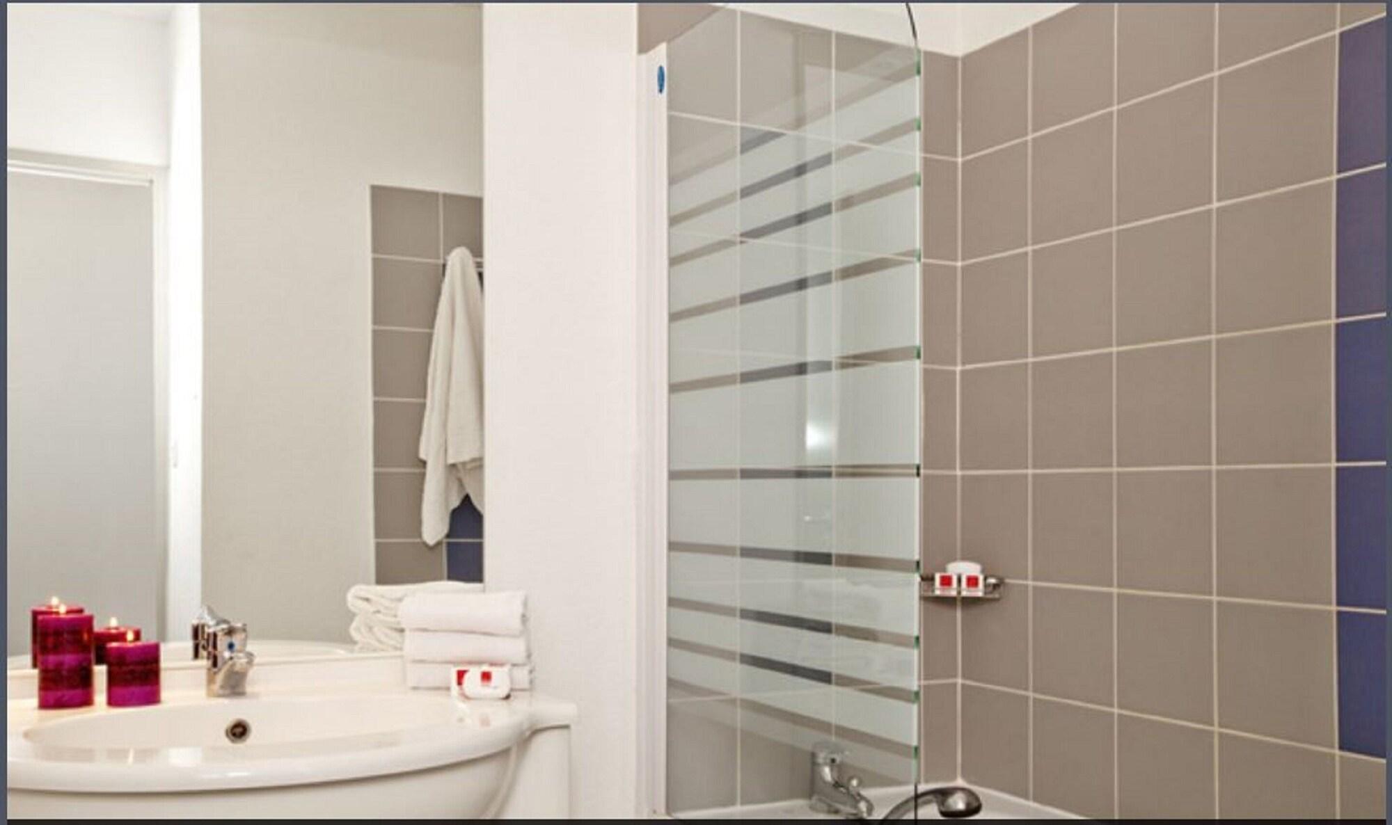Apparthotel Sejours & Affaires Маноск Экстерьер фото