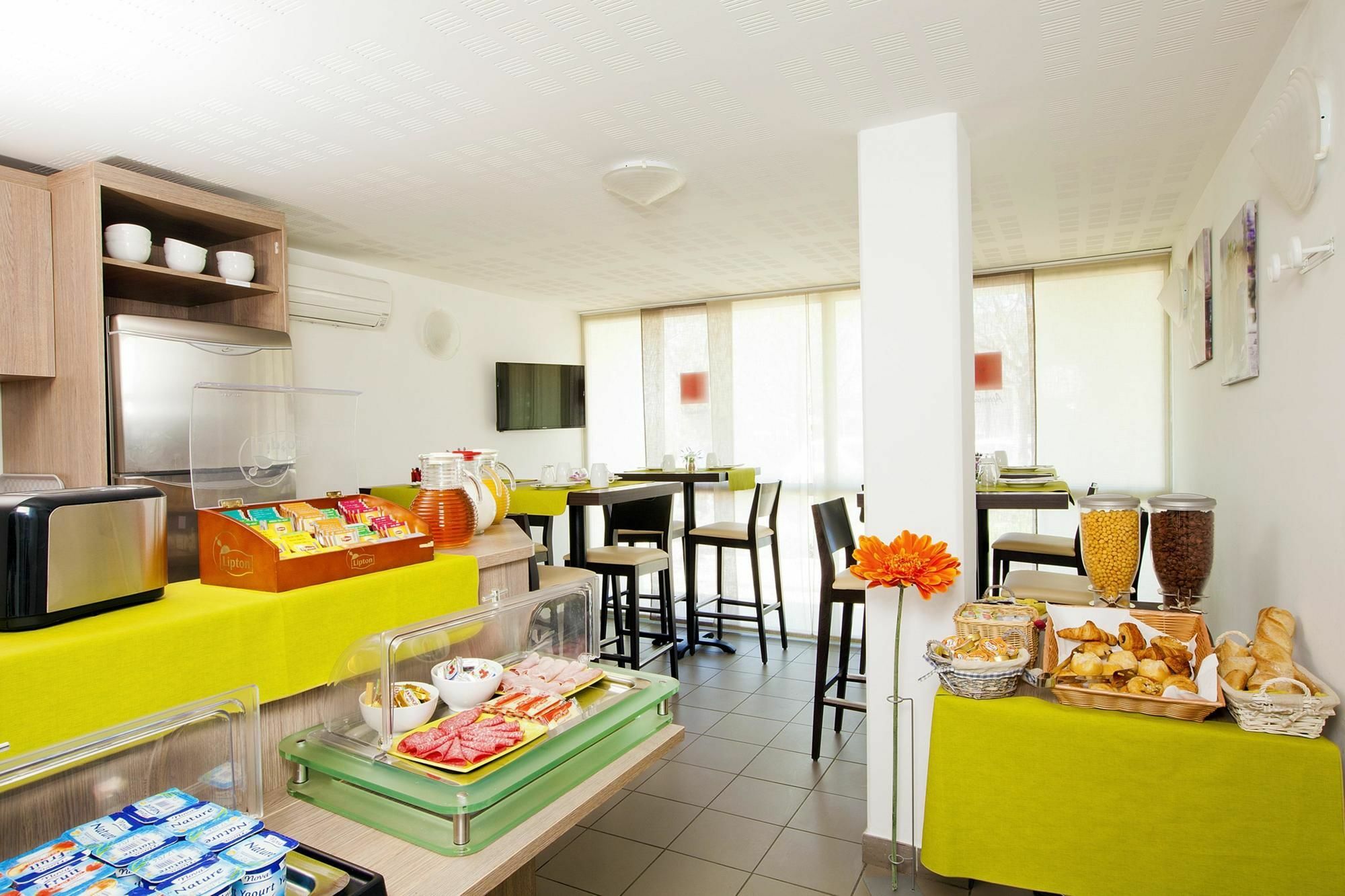 Apparthotel Sejours & Affaires Маноск Экстерьер фото